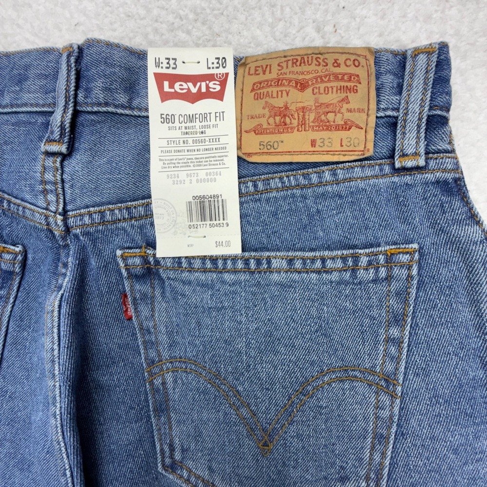 Vintage Levis 560 Loose Fit Tapered Leg Jeans Mens 33x30 Blue Denim NWT NOS
